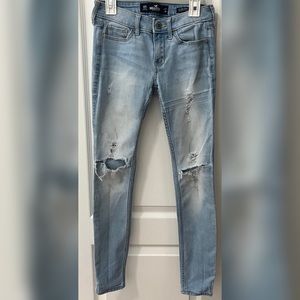 Hollister low-rise super skinny ripped jeans